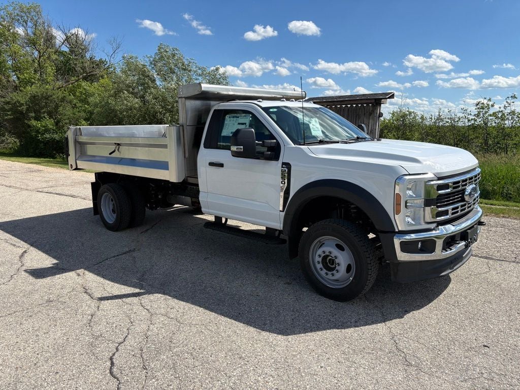 2026 Ford F-550SD — side profile view