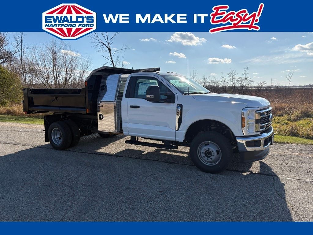 2025 Ford F-350SD XL DRW in Oxford White — front three-quarter view