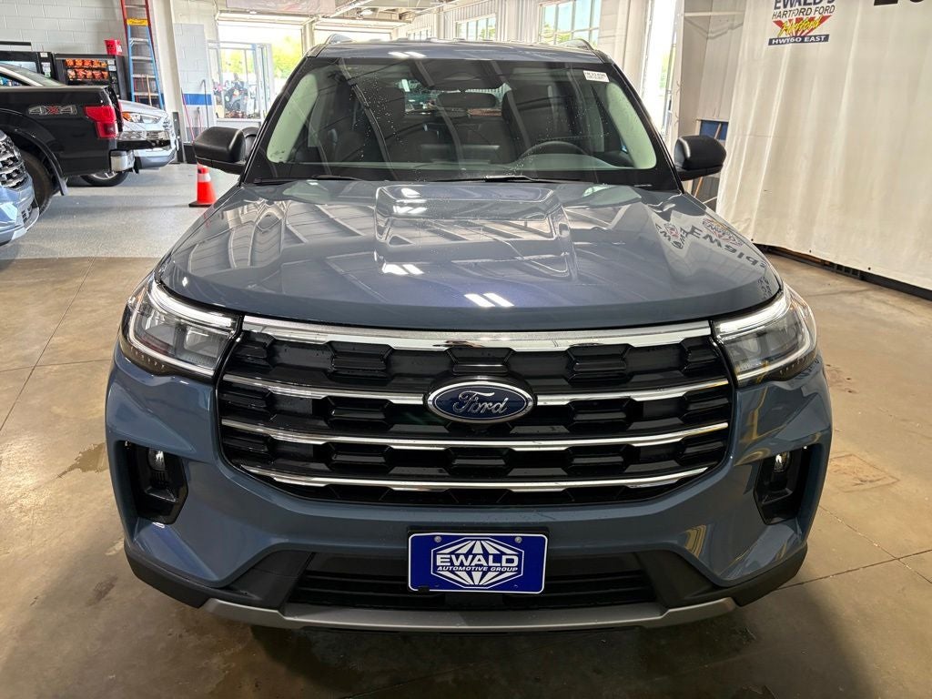 2026 Ford Explorer — detail view