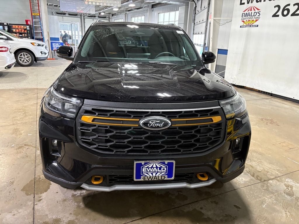 2026 Ford Explorer — detail view