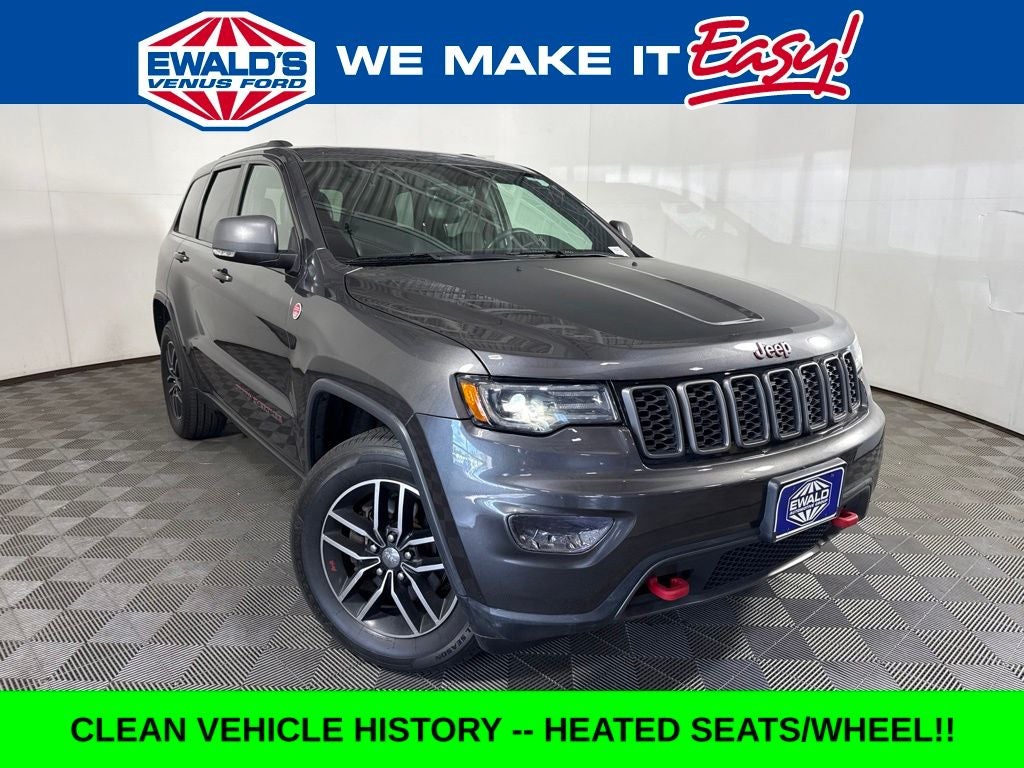 2017 Jeep Grand Cherokee Trailhawk in Granite Crystal Metallic Clearcoat — front three-quarter view