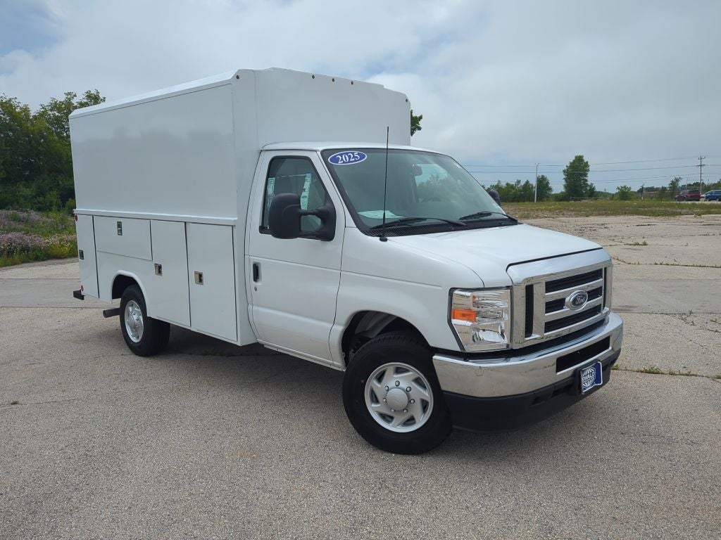 2025 Ford E-350SD — side profile view