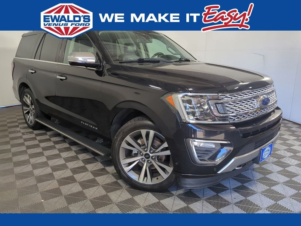 2020 Ford Expedition Platinum in Black — front three-quarter view