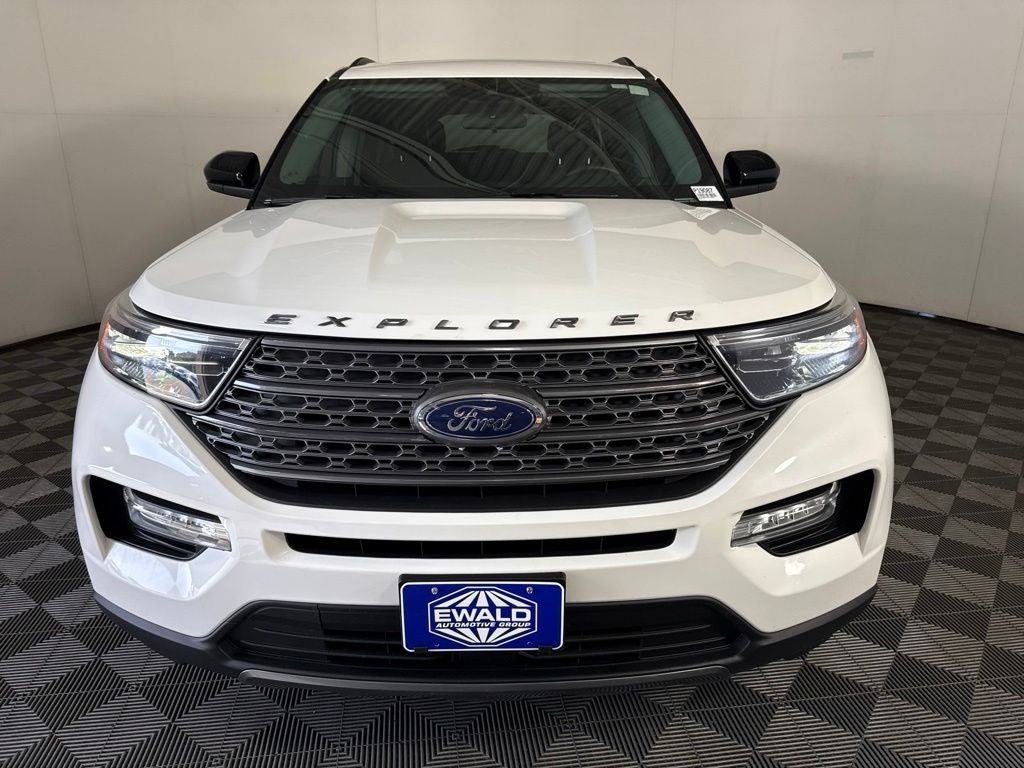 2023 Ford Explorer — interior view