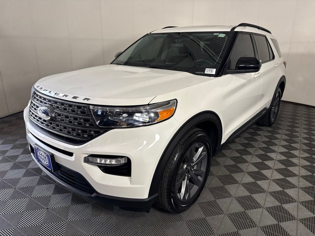 2023 Ford Explorer — detail view