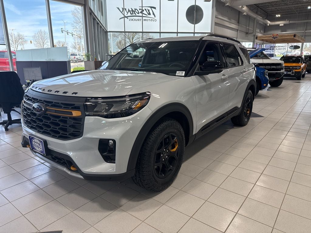 2026 Ford Explorer — detail view
