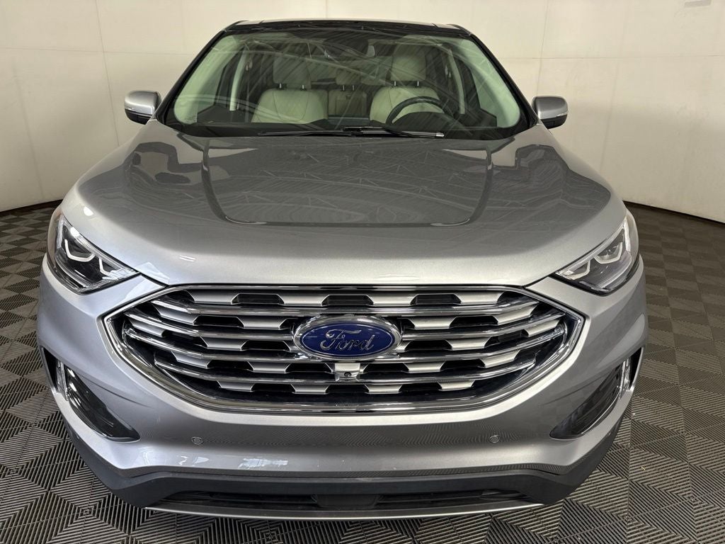 2023 Ford Edge — rear three-quarter view