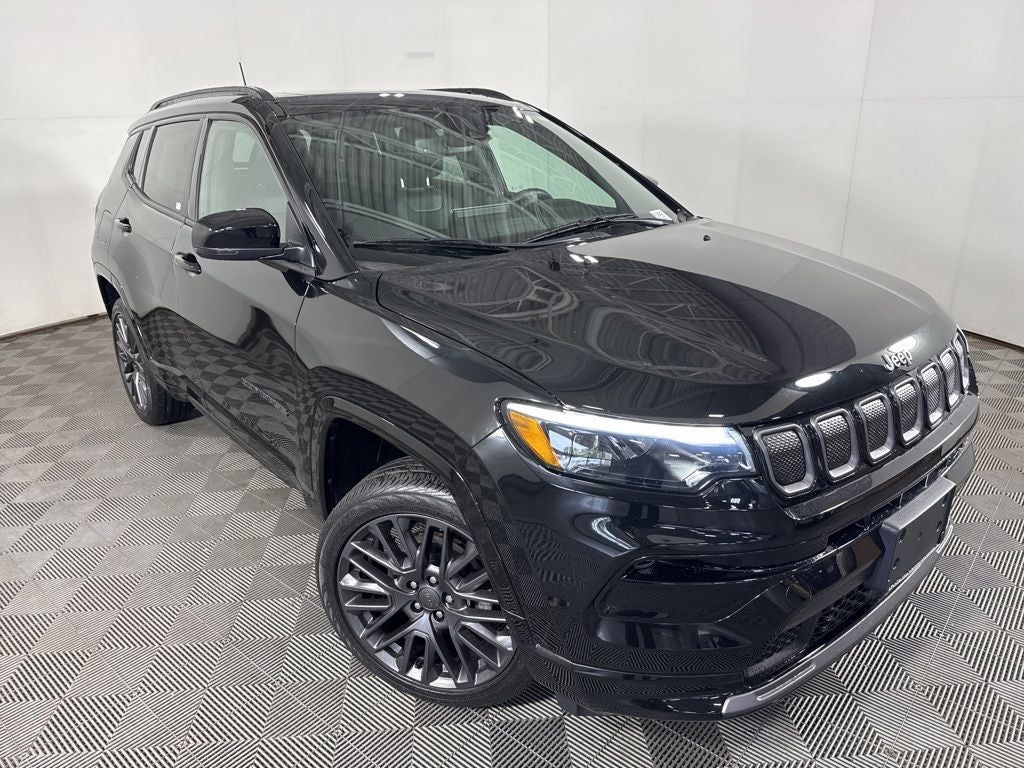 2022 Jeep Compass — side profile view